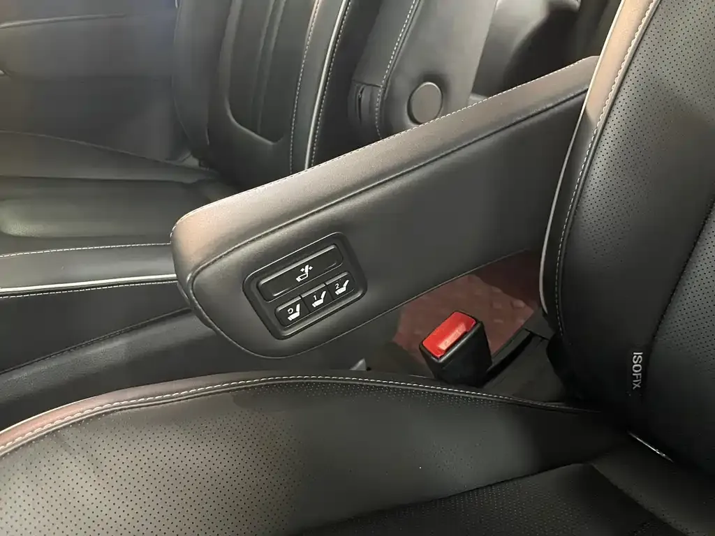 Hyundai Custo — фото 3