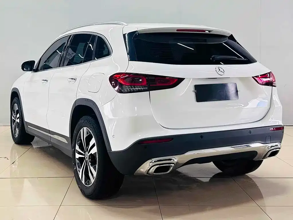 Mercedes-Benz GLA — фото 7
