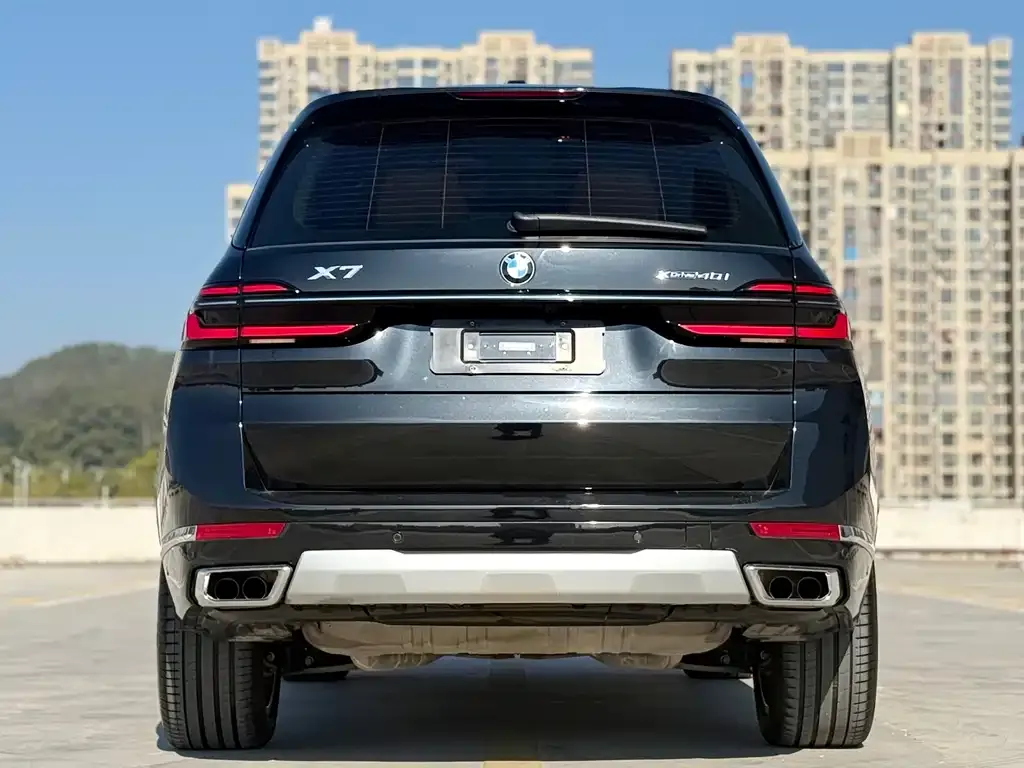 BMW X7 — фото 6