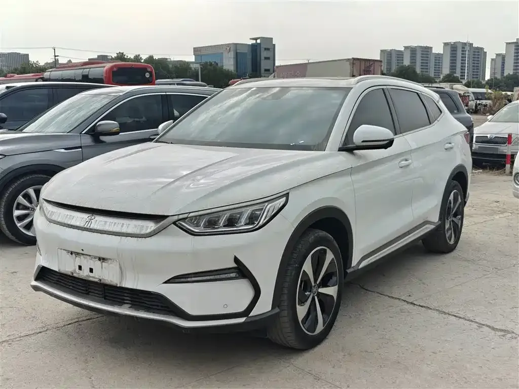 BYD PLUS New Energy — фото 1