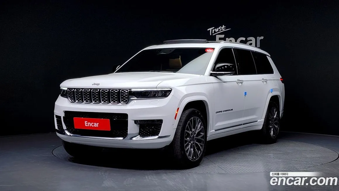 Jeep Cherokee — фото 1