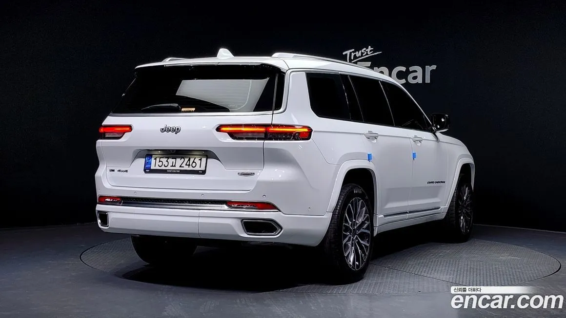 Jeep Cherokee — фото 7