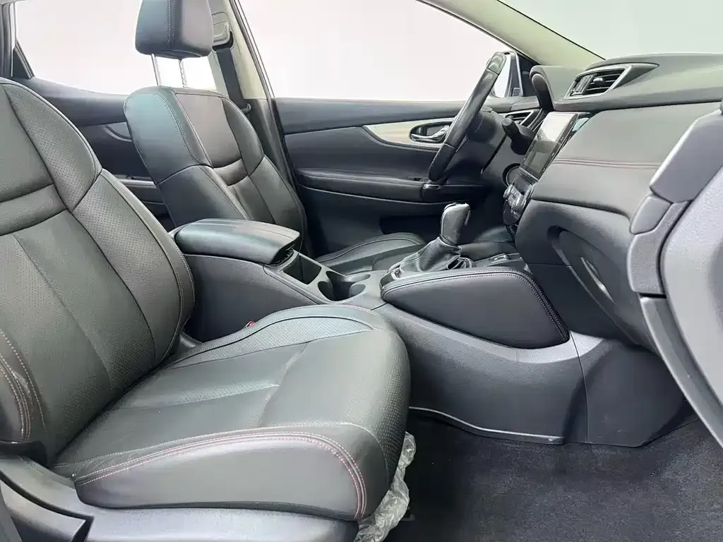 Nissan Qashqai — фото 5