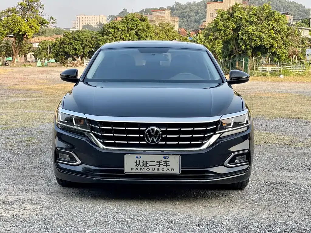 Volkswagen Passat — фото 2