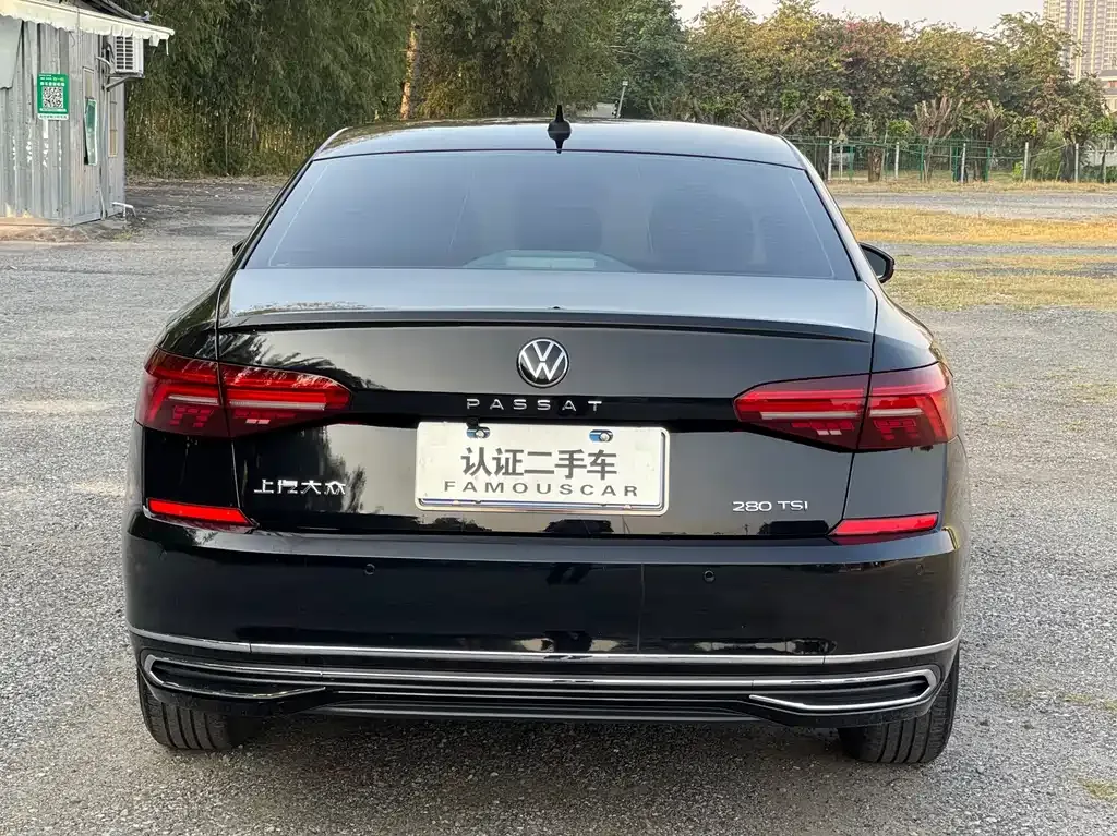 Volkswagen Passat — фото 4
