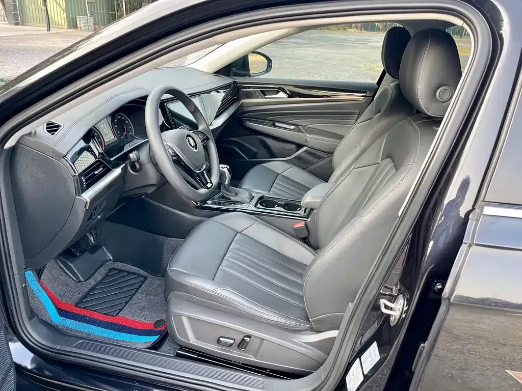Volkswagen Passat — фото 9