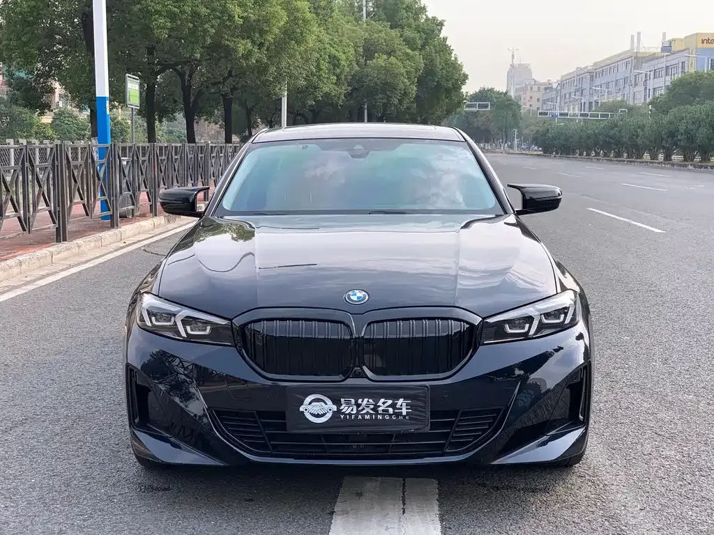 BMW i3 — фото 1