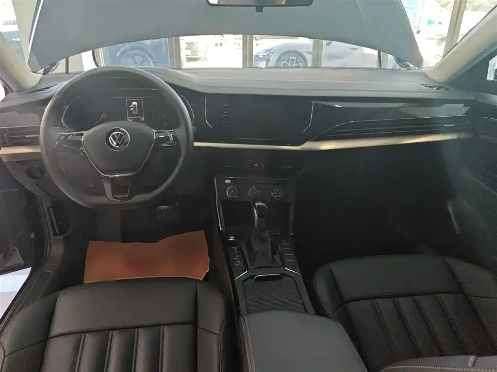 Volkswagen Passat — фото 10