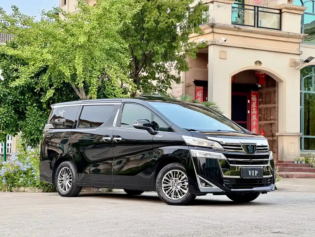Toyota Vellfire — фото 9