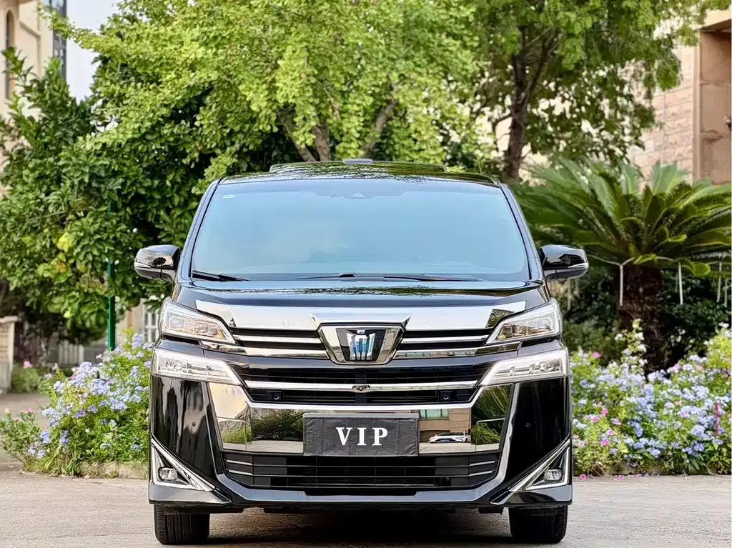 Toyota Vellfire — фото 6