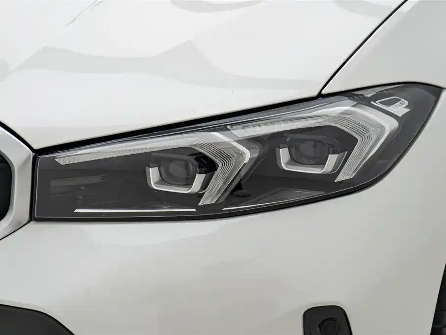 BMW 3 Series — фото 10