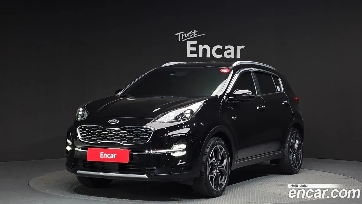 Kia Sportage — фото 1