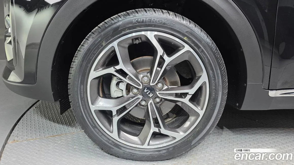 Kia Sportage — фото 8