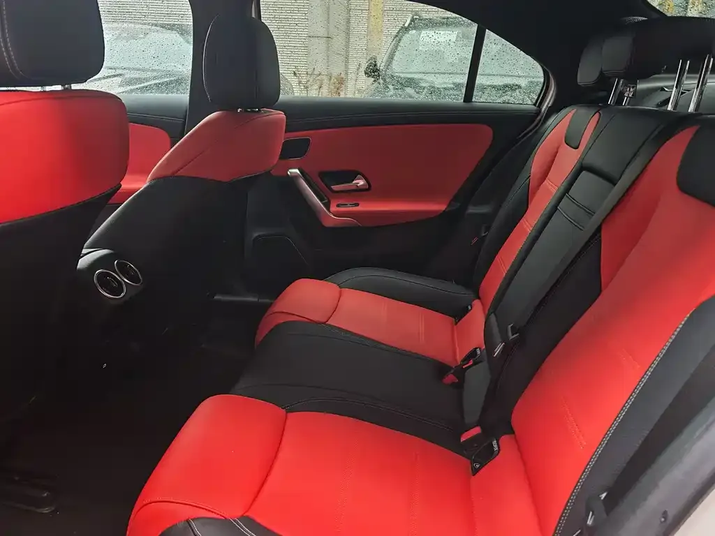 Mercedes-Benz A-Class AMG — фото 2