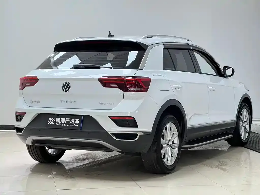 Volkswagen T-Roc — фото 5