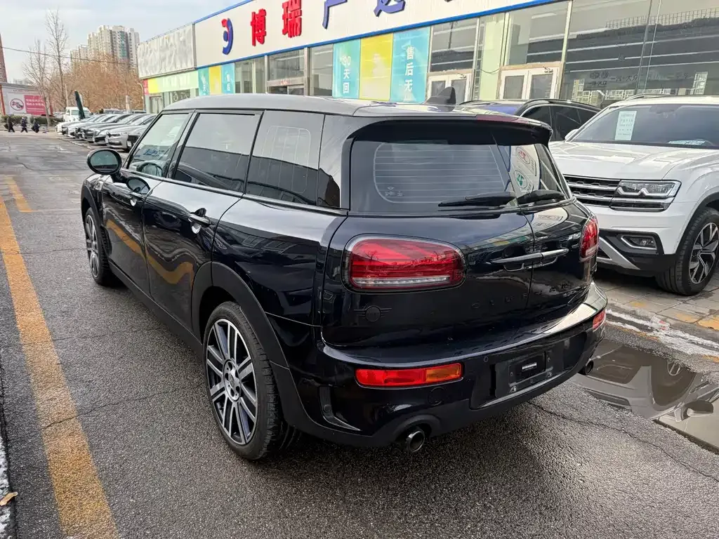 MINI Clubman — фото 10