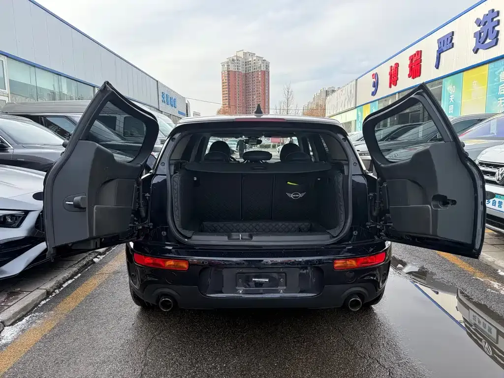 MINI Clubman — фото 2