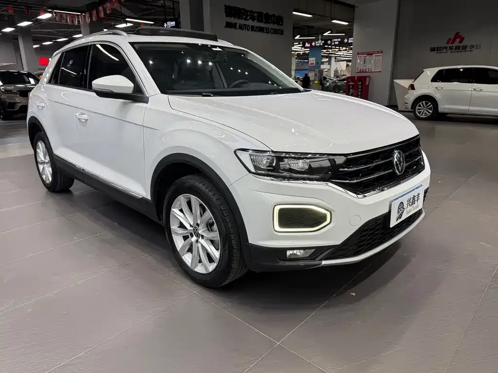 Volkswagen T-Roc — фото 3