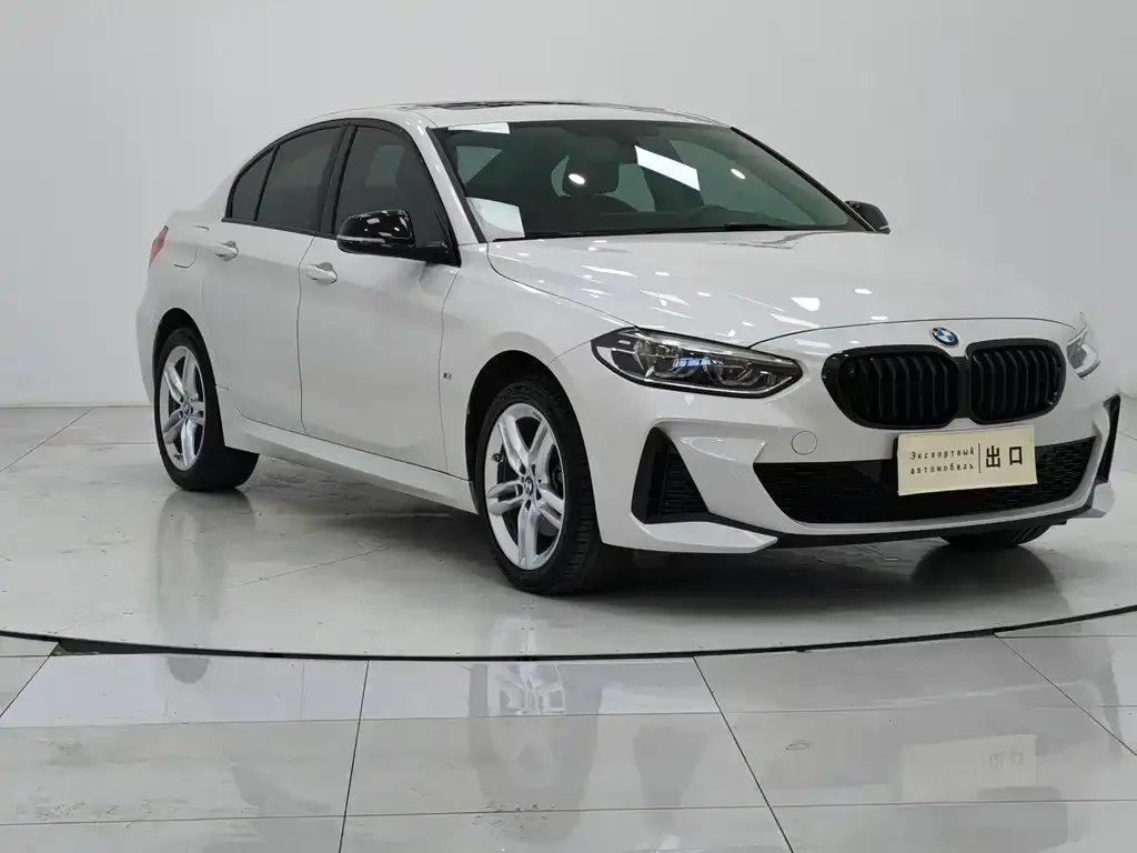 BMW 1 Series — фото 1