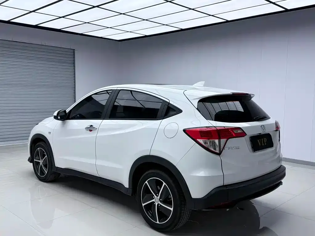 Honda Vezel — фото 6