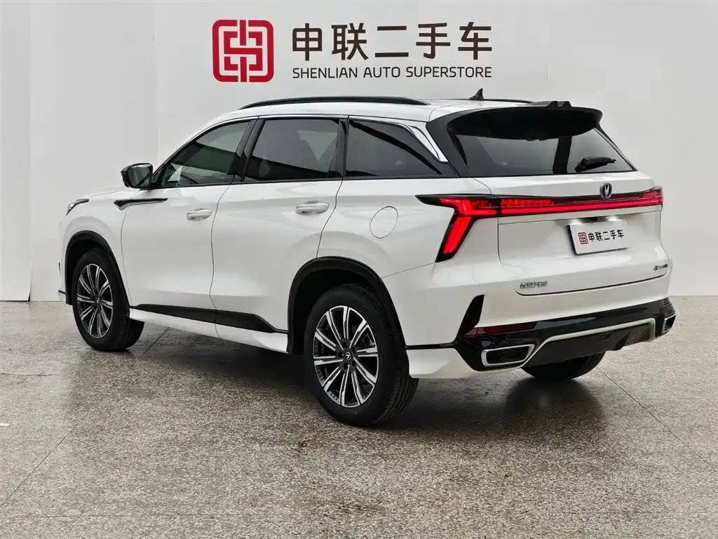 Changan CS75PLUS — фото 2
