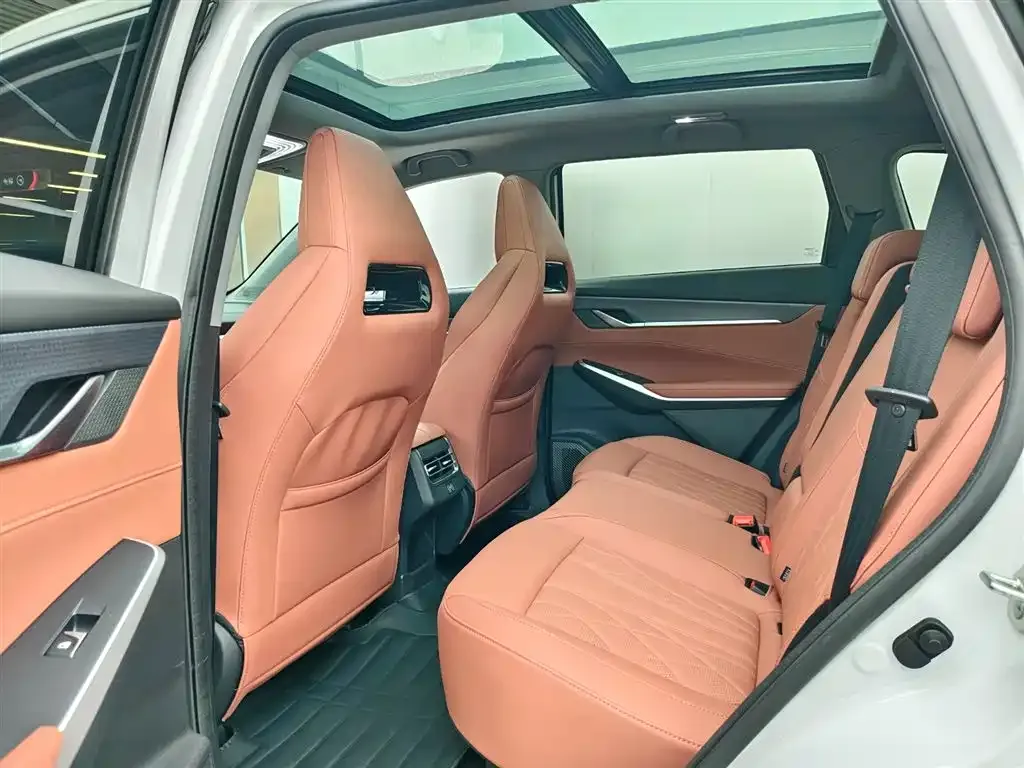 Changan CS75PLUS — фото 9