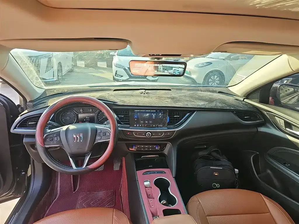 Buick Regal — фото 10