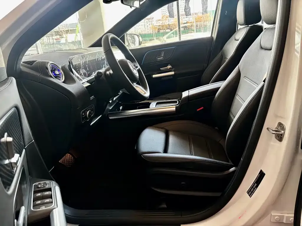 Mercedes-Benz GLA — фото 4