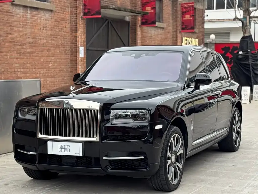 Rolls-Royce Cullinan — фото 8