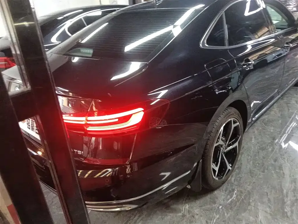 Volkswagen Passat — фото 7