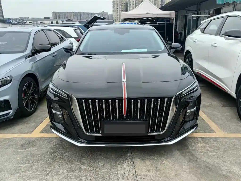 Hongqi H5 — фото 2