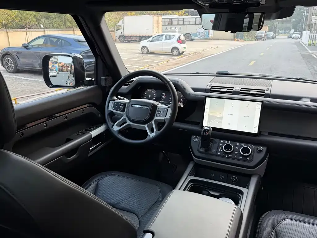 Land Rover Defender — фото 2
