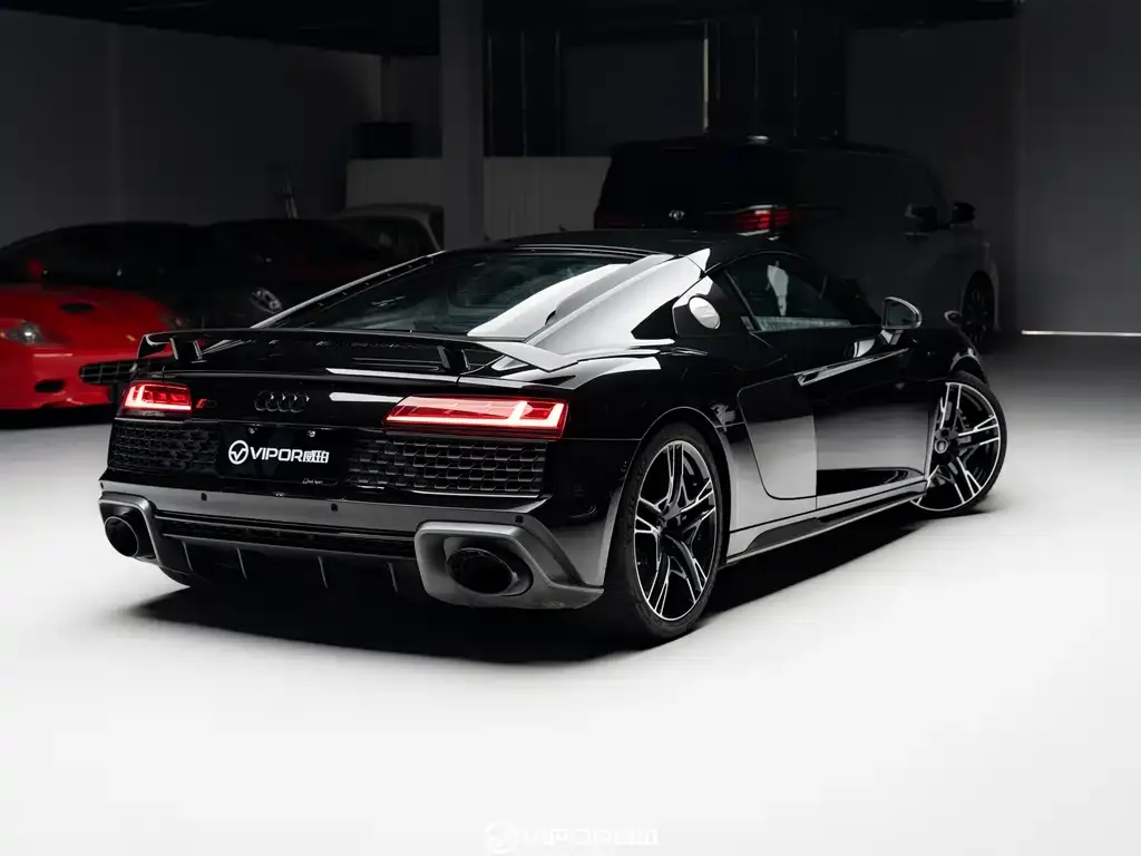 Audi R8 — фото 4