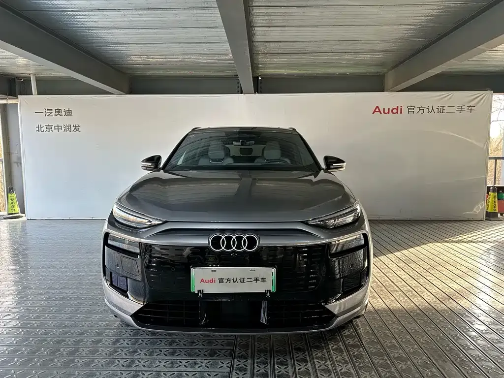Audi Q6L e-tron — фото 8