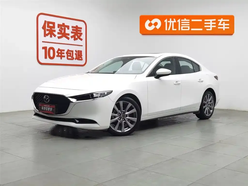 Mazda 3 Axela — фото 1