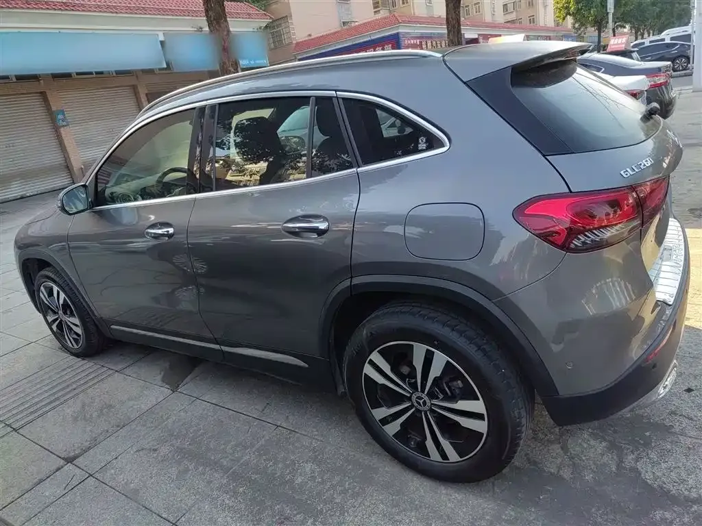 Mercedes-Benz GLA — фото 6