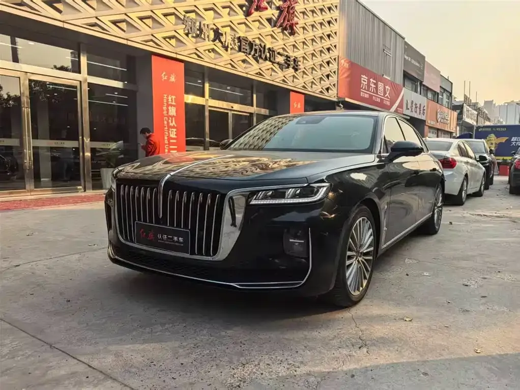 Hongqi H9 — фото 1