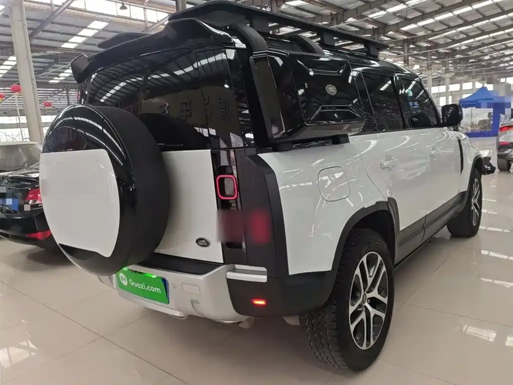 Land Rover Defender — фото 5