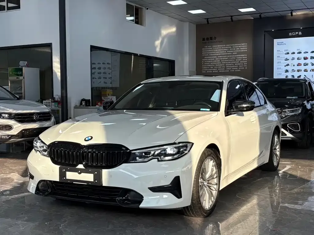 BMW 3 Series — фото 1