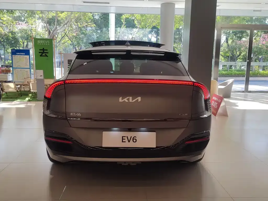 Kia EV6 — фото 6