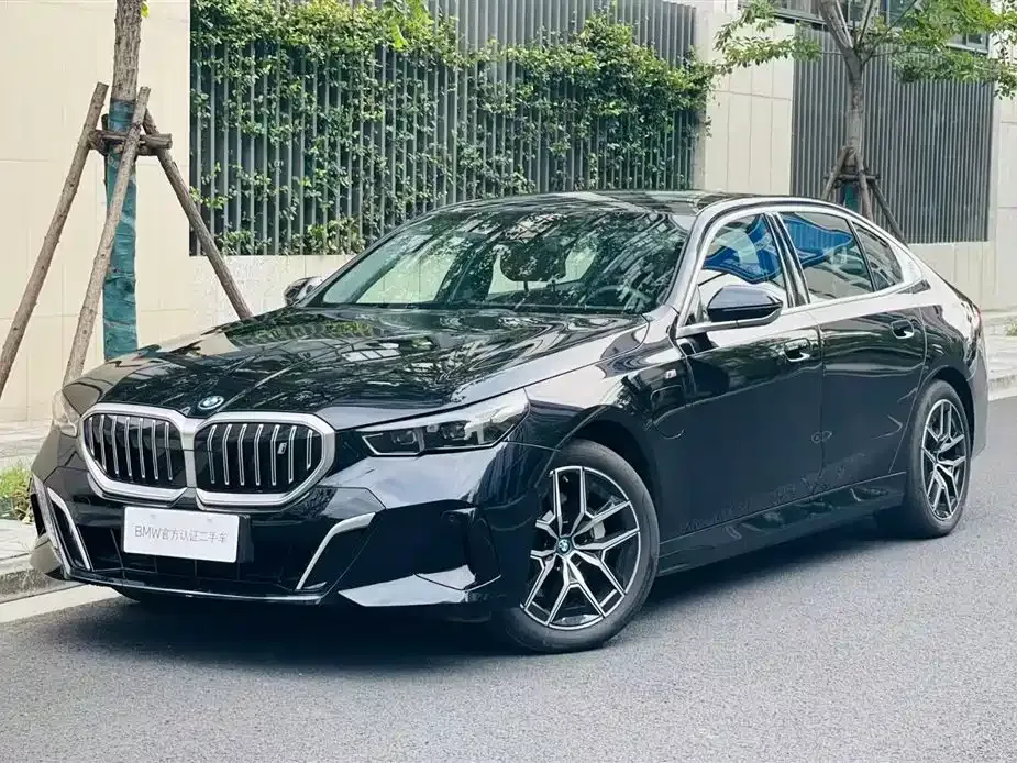 BMW i5 — фото 4