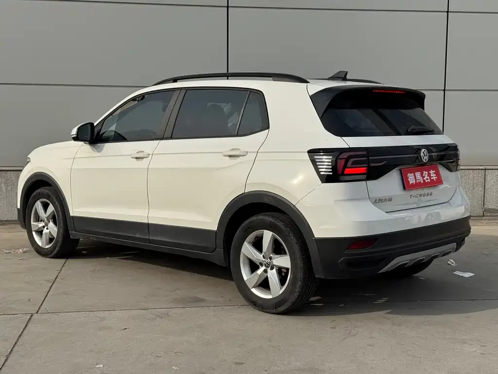 Volkswagen T-Cross — фото 6