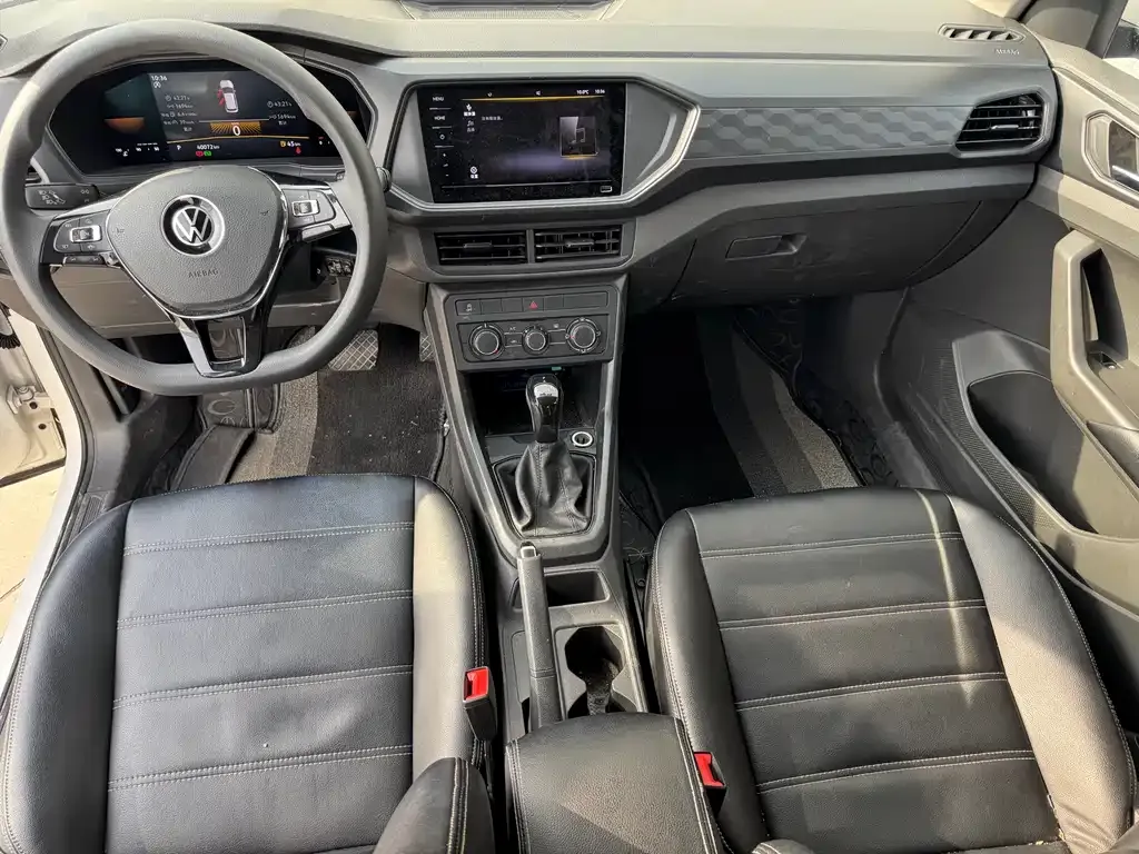 Volkswagen T-Cross — фото 9