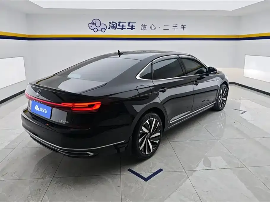 Volkswagen Passat — фото 3