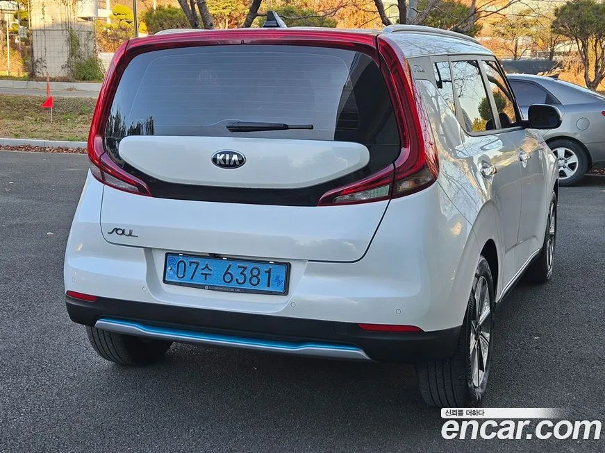 Kia Soul — фото 6