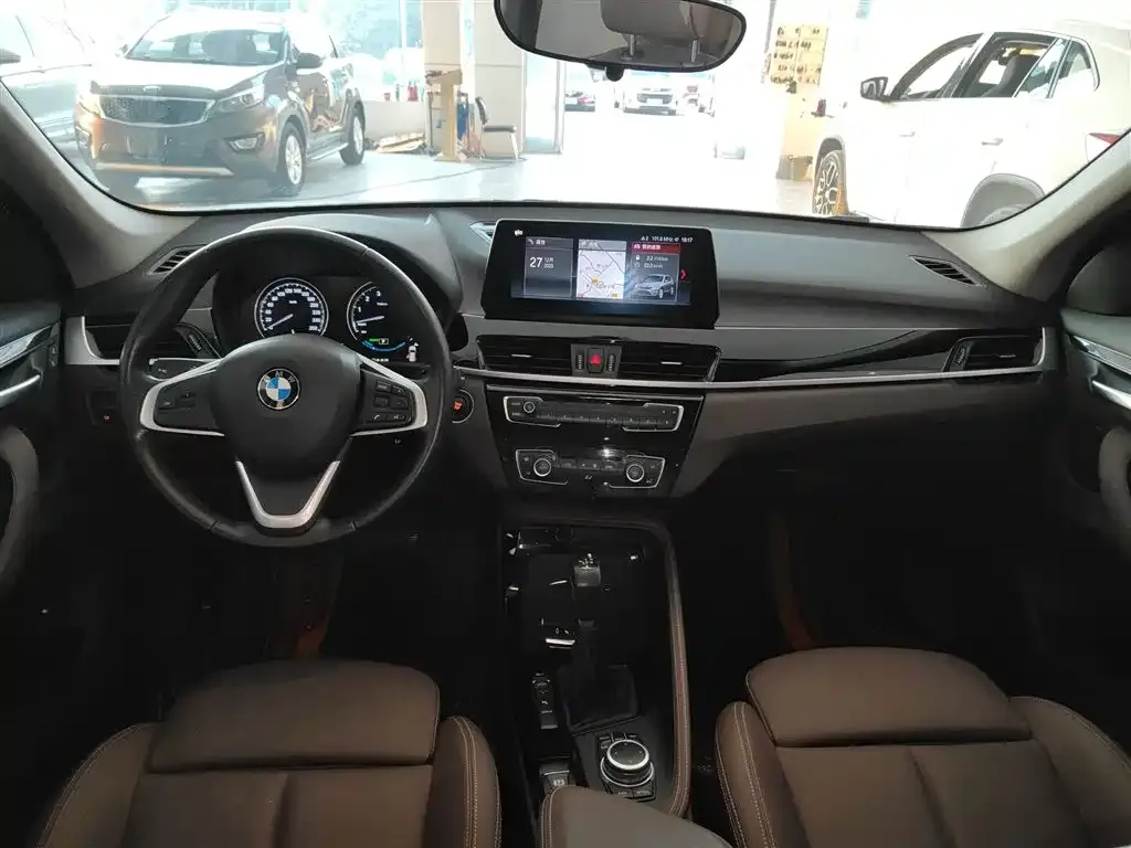 BMW X1 New Energy — фото 8
