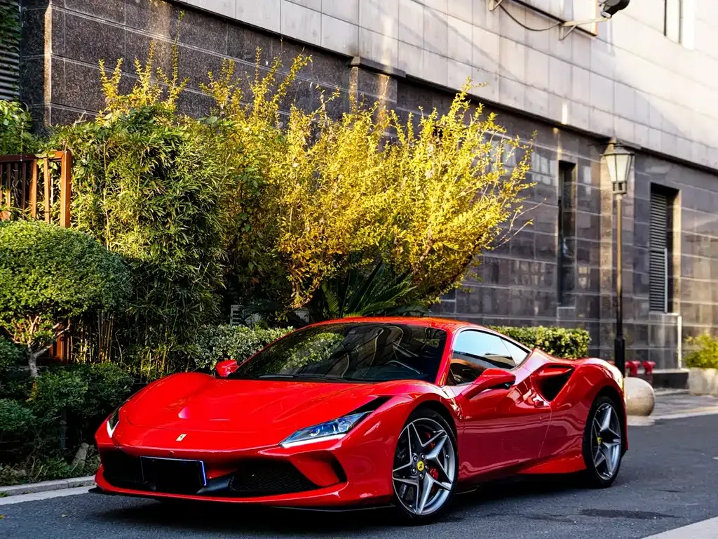 Ferrari F8 — фото 1