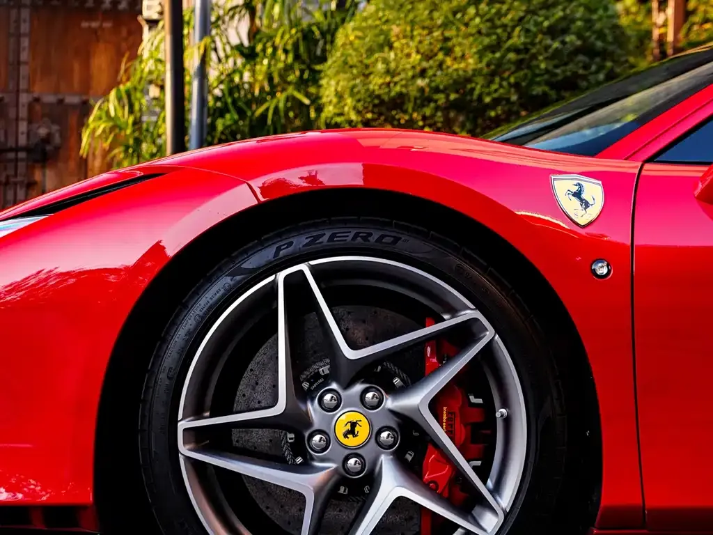 Ferrari F8 — фото 7
