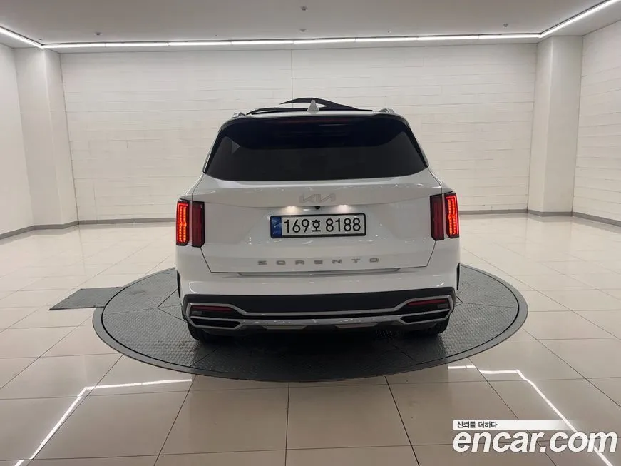 Kia Sorento — фото 3