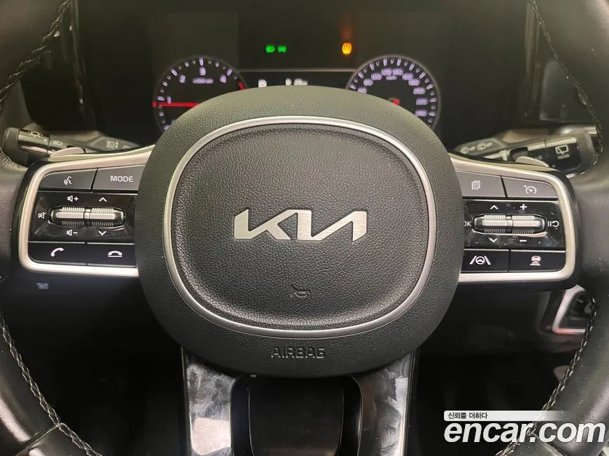 Kia Sorento — фото 5